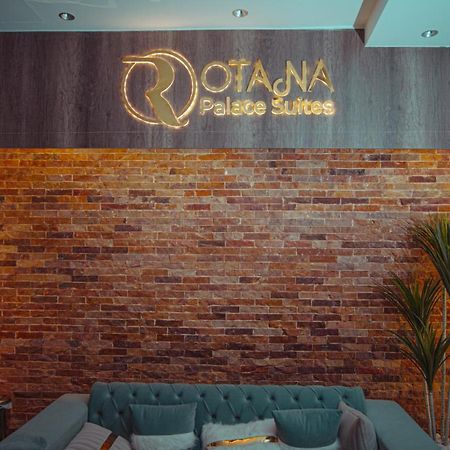 Rotana Palace Suites ไคโร ภายนอก รูปภาพ