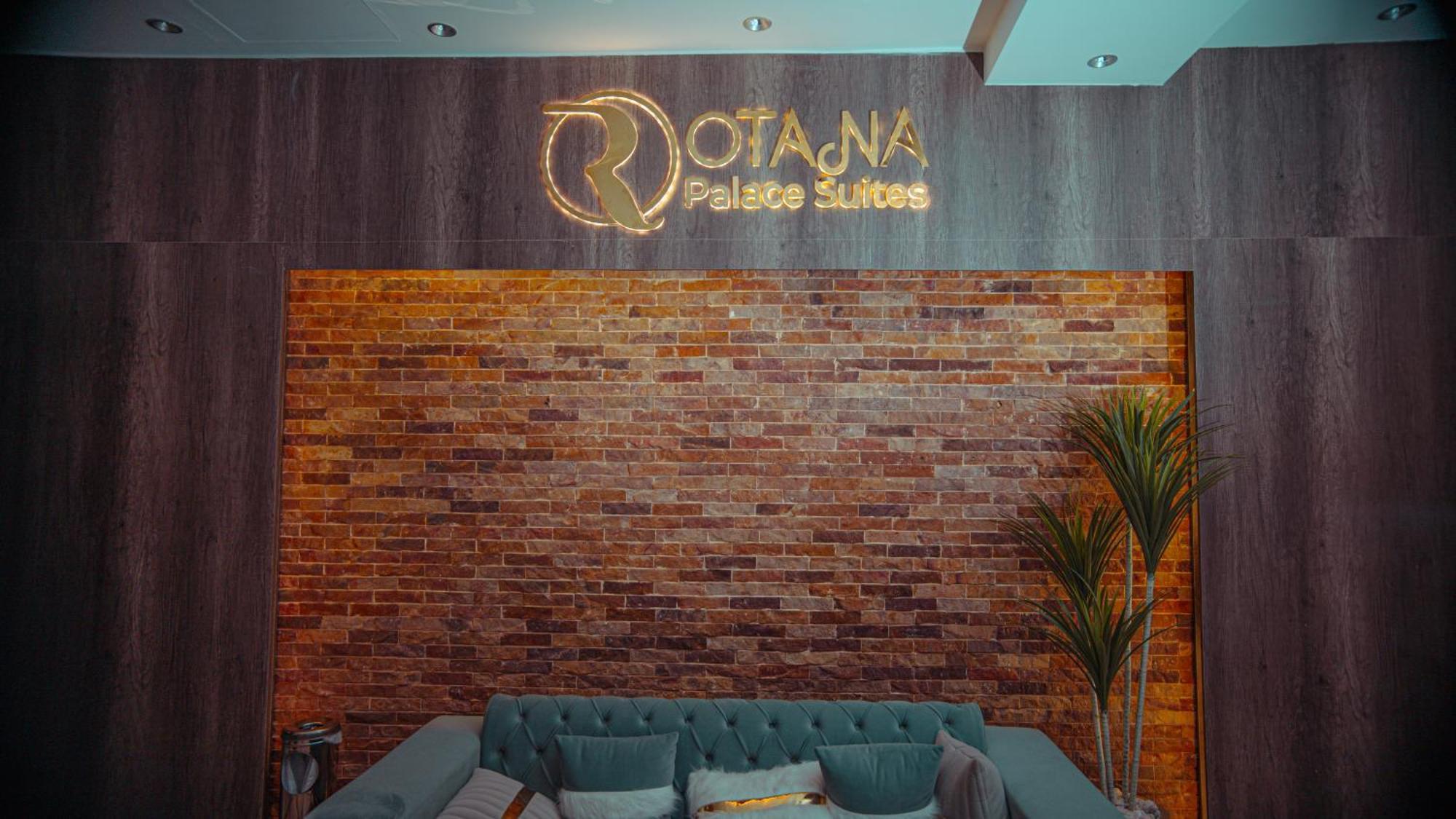 Rotana Palace Suites ไคโร ภายนอก รูปภาพ